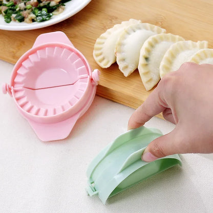 DIY Plastic Dumpling Mold Dough Press Gadgets