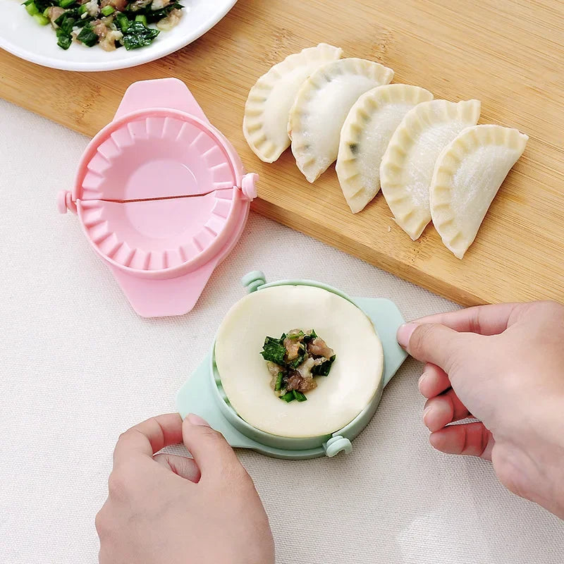 DIY Plastic Dumpling Mold Dough Press Gadgets