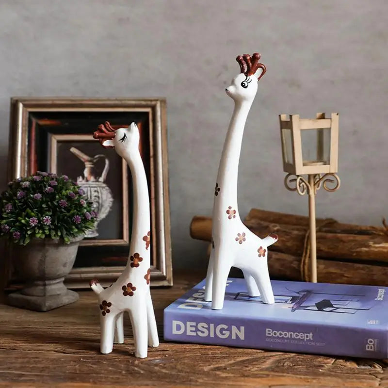 Wooden Giraffe Sculptures Couple giraffe Standing Tabletop