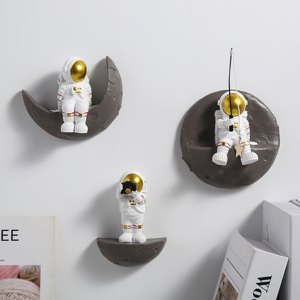 Nordic Wall Decoration Frame Astronaut Resin Figure Wall Shelves Decorative Decorations for Living Room Hanging Wall Shelf Gifts